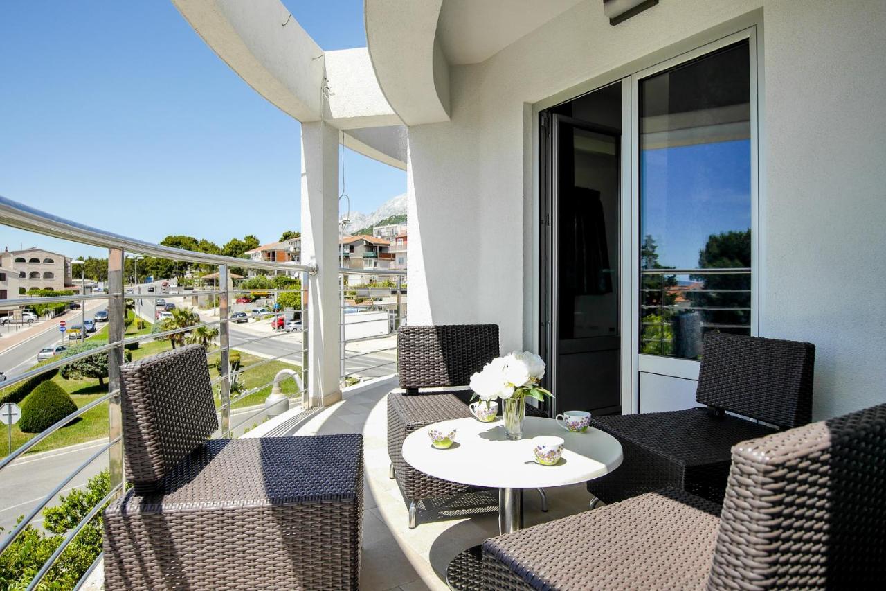 Apartments Milan Makarska Esterno foto