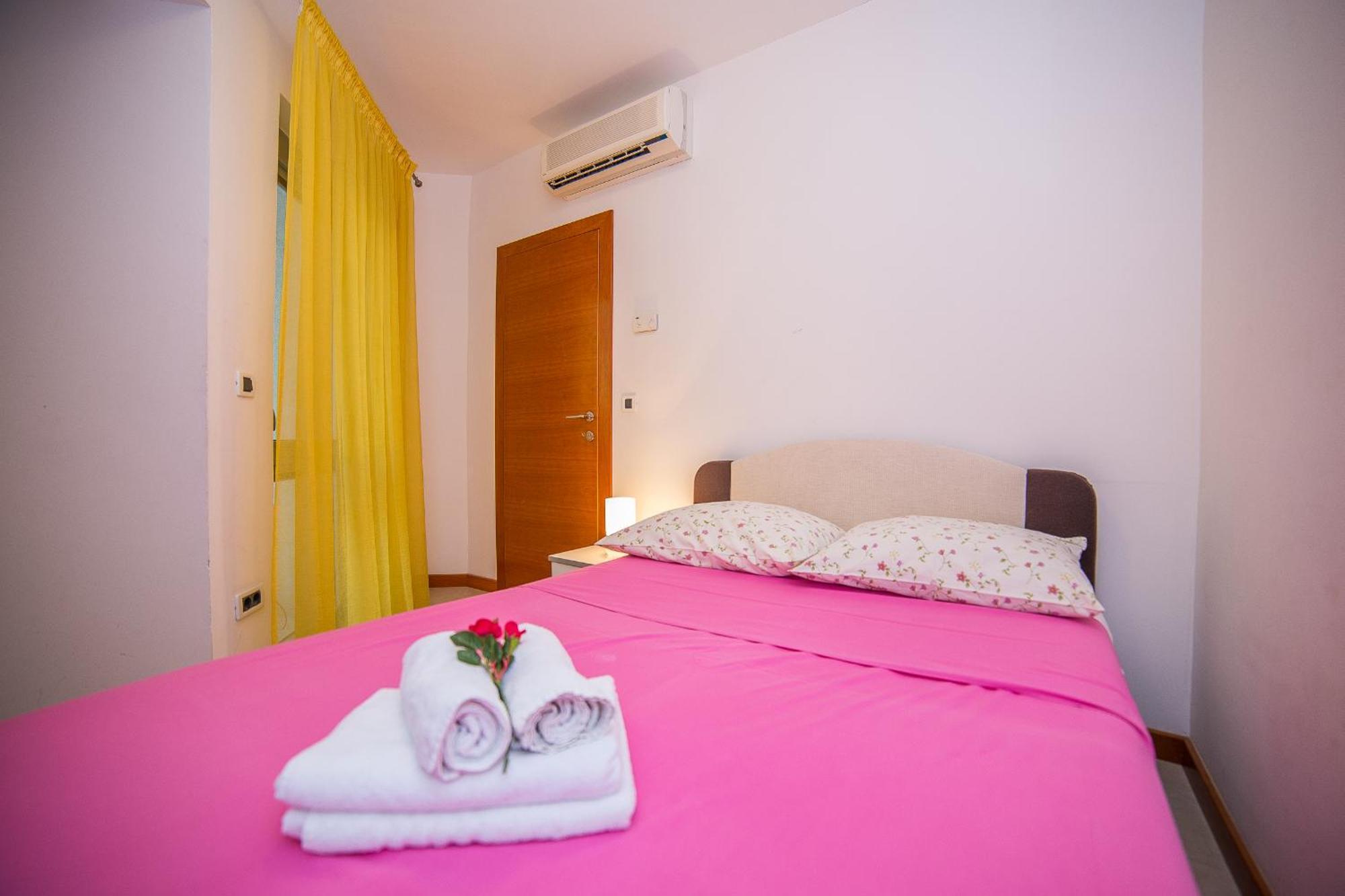 Apartments Milan Makarska Camera foto