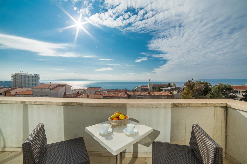 Apartments Milan Makarska Esterno foto