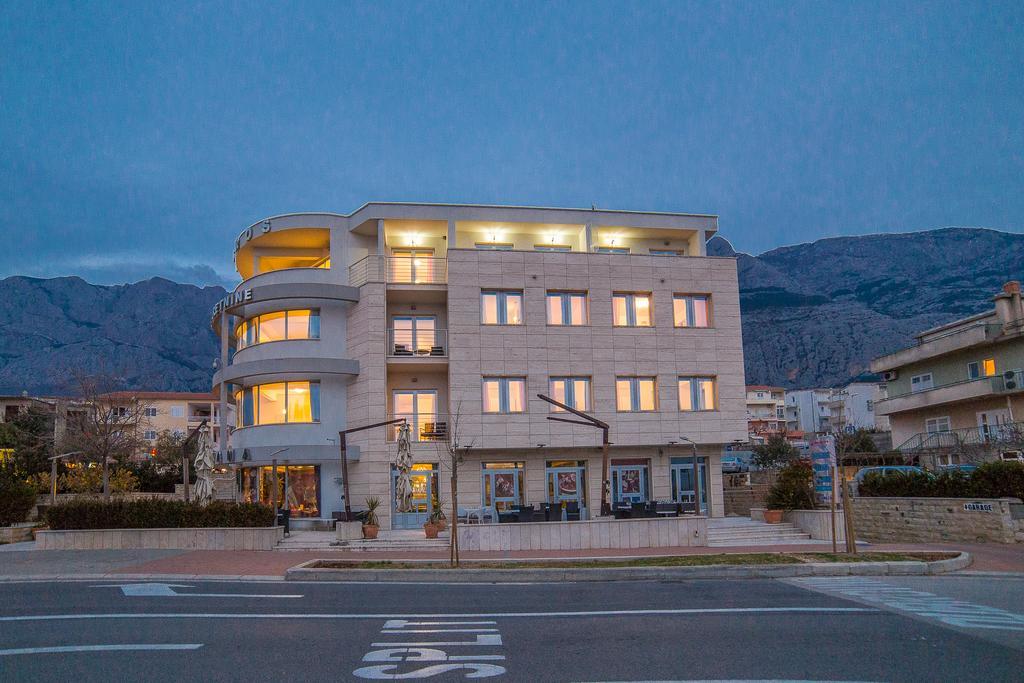 Apartments Milan Makarska Esterno foto